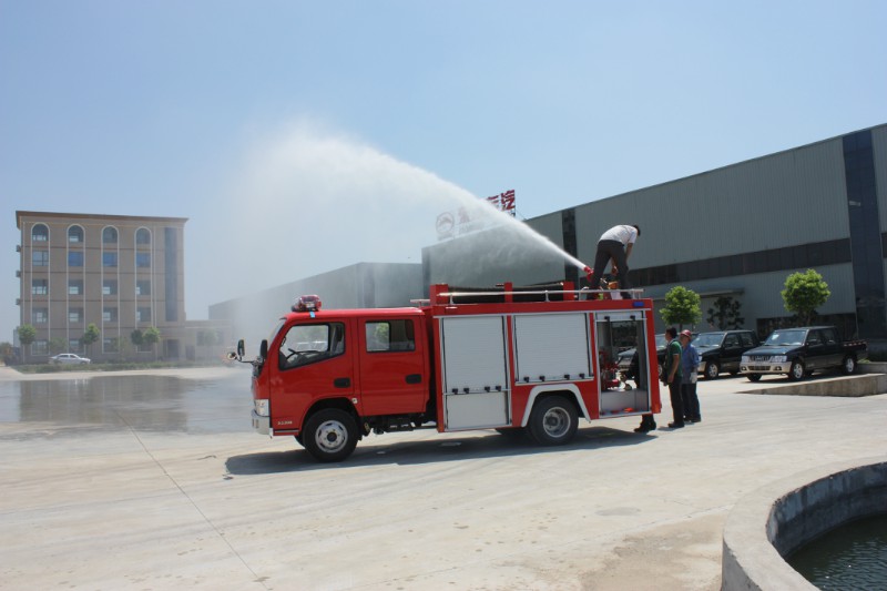 2 ton Water Firefighting Truck